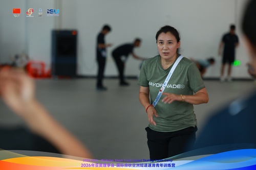 Coach Zhang focuses on building solid foundations to launch short track career