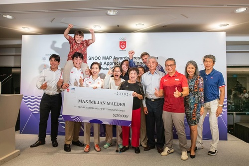 Singapore’s Olympic bronze medalist receives cash award