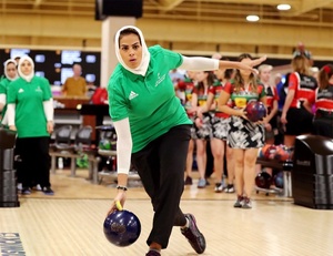 Saudi women bowlers take first step down international tenpin alley