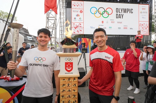 Olympic champion Schooling joins Olympic Day Walk in Singapore
