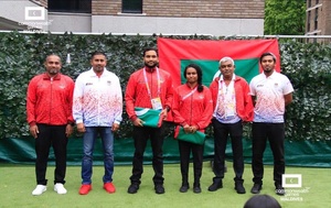 Maldives Minister of Sport congratulates flag bearers for CWG Opening Ceremony