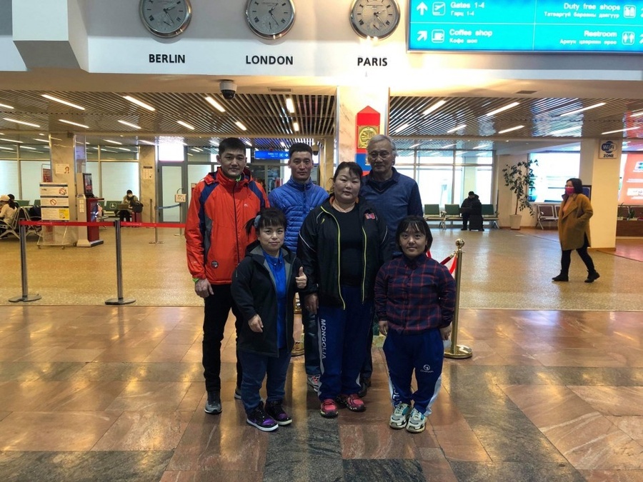 Mongolian para-athlete team before departure from Ulaanbaatar, Mongolia in February. © Kyodo News