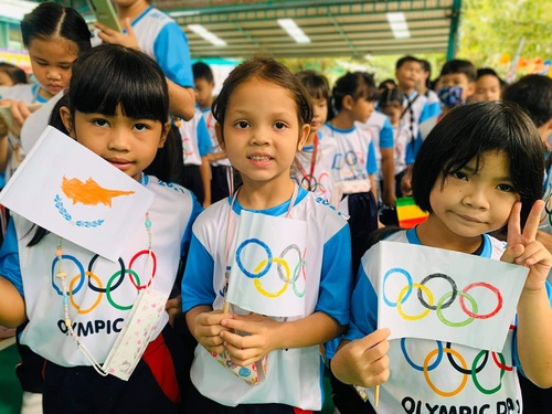 Thai students learn about Olympic values