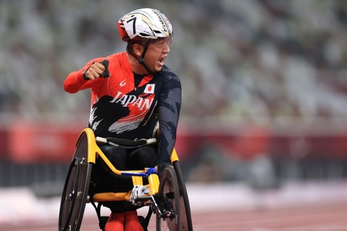 Wheelchair racer Tomoki Sato gives Japan its first Para athletics gold