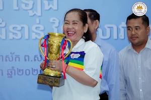 Cambodia celebrates career of retired petanque hero Ke Leng