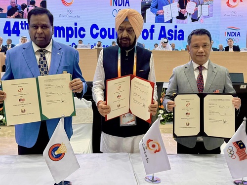 OCA, OCM, BAM sign MoU for high performance badminton centre