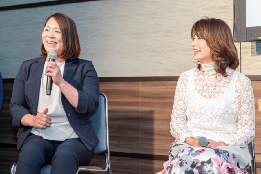 Ayumi Tanimoto, Gold medalist of Busan Asian Games, states her comment on the emblem