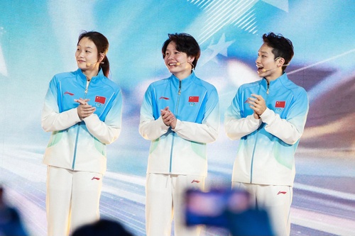China unveils podium uniform for 20th Asian Games