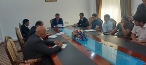 Tajikistan sports official meets with national teams in boxing and taekwondo