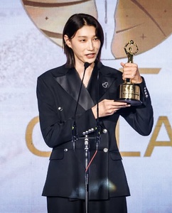AVC honours Korean volleyball legend Kim Yeon-koung