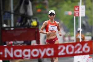 China secures gold, bronze in women’s half marathon race walk