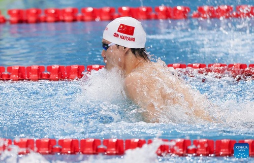 China's Qin sets Asian short-course record in 50m breaststroke at Shanghai World Cup