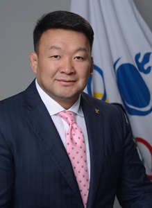 Mongolia NOC President sets healthy example to nation