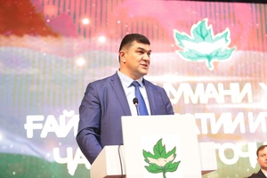 Tajikistan Olympic hero Nazarov backs President Rahmon for another term