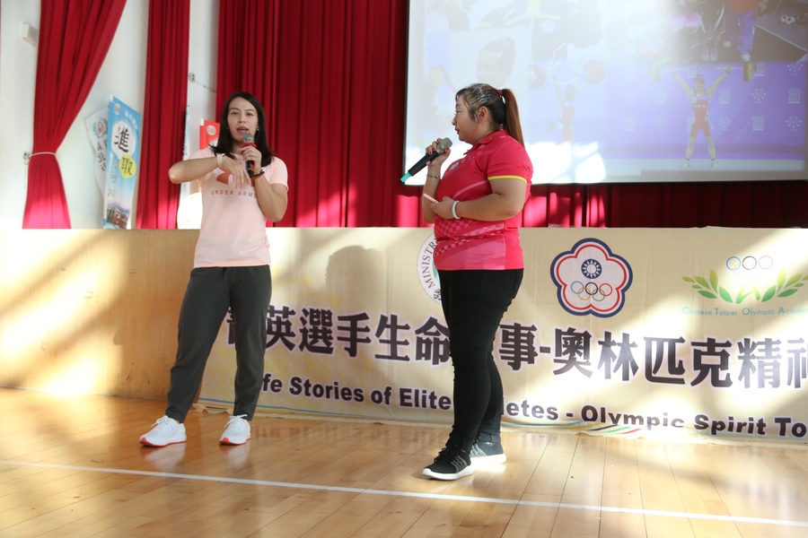KUO participated in Olympic Spirit Touring Lecture, had great interaction with crowds.