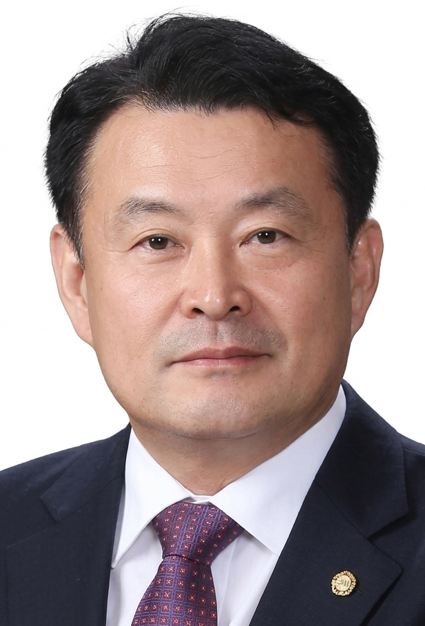 Mr Dai Nyeon KIM