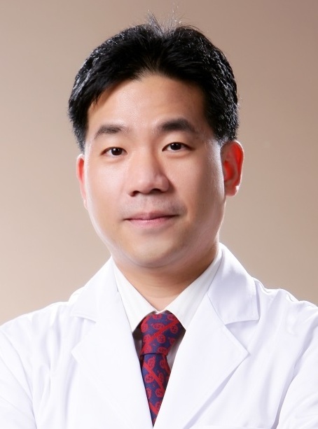 Dr Lee Sanghoon